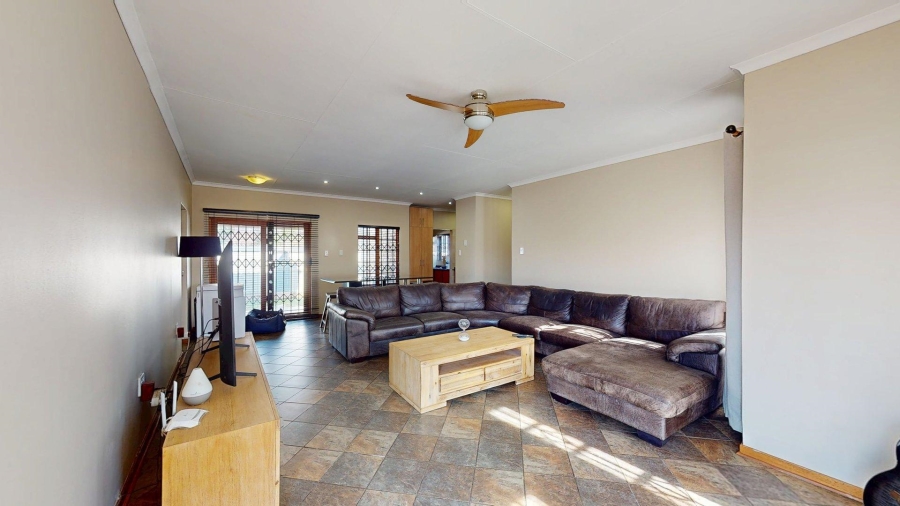 3 Bedroom Property for Sale in Grimbeeck Park North West